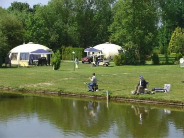 Iglo Bungalow 22 Semesterbostad *